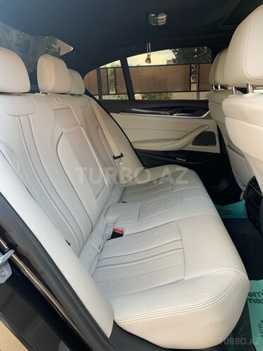 BMW 530-12