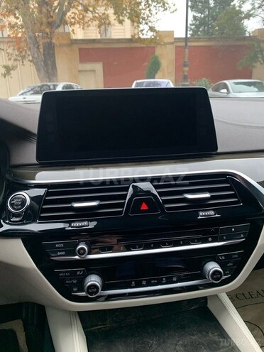 BMW 530-17