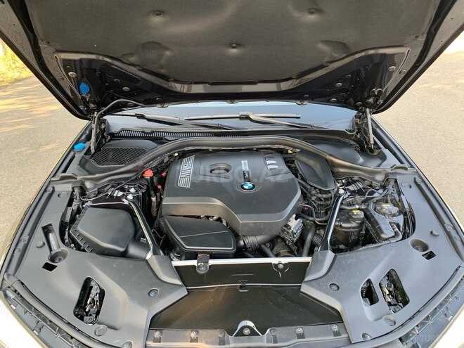 BMW 530-21