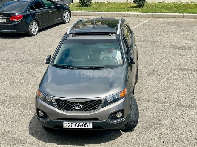 Kia Sorento-1