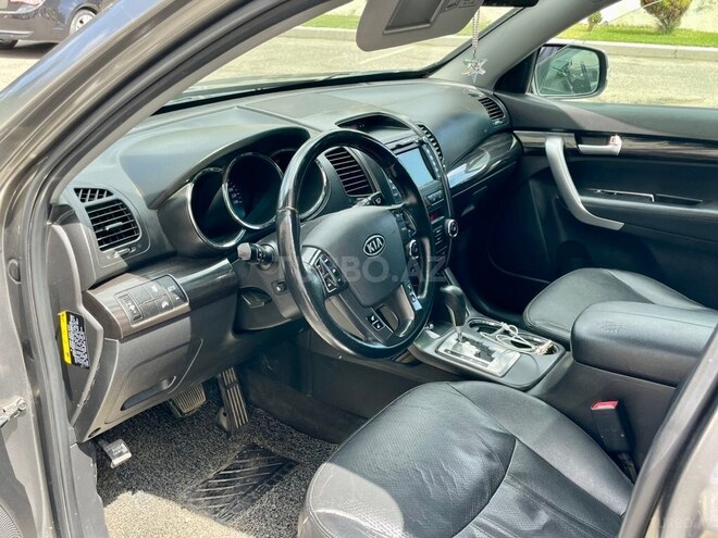 Kia Sorento-5