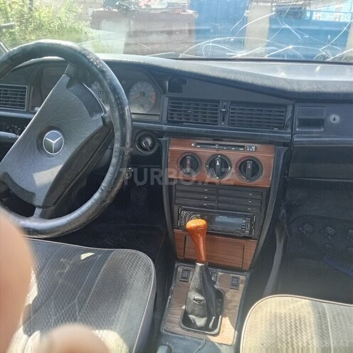 Mercedes 190-3