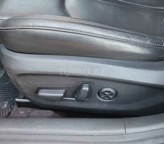 Hyundai Sonata-4