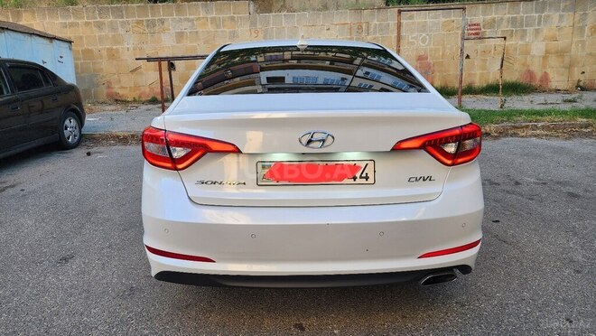 Hyundai Sonata-17