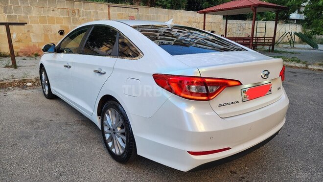 Hyundai Sonata-18