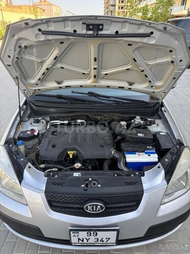 Kia Rio-7