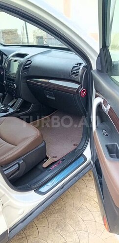 Kia Sorento-4