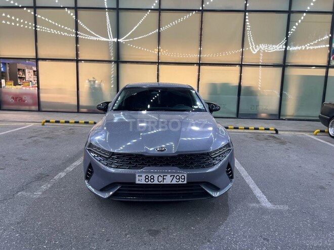 Kia K5-1