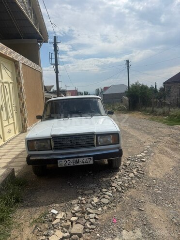 LADA (VAZ) 2107-1