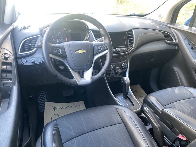 Chevrolet Trax-8