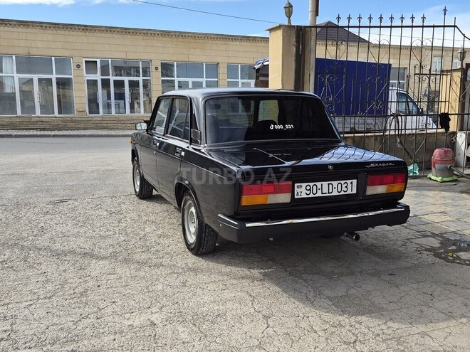 LADA (VAZ) 2107-2