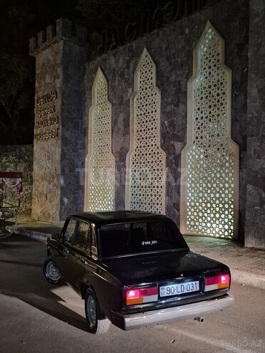 LADA (VAZ) 2107-4