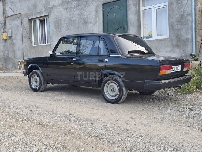 LADA (VAZ) 2107-10