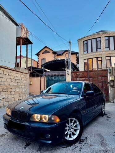 BMW 525-2