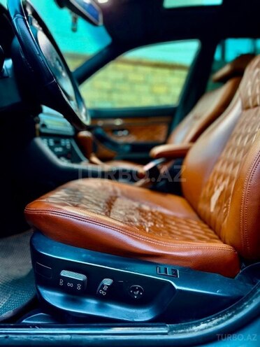 BMW 525-8