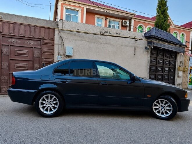 BMW 525-4