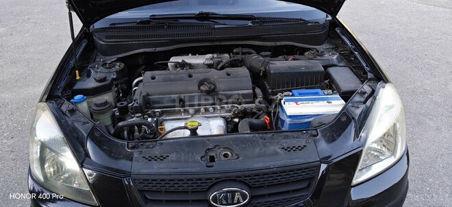 Kia Rio-11