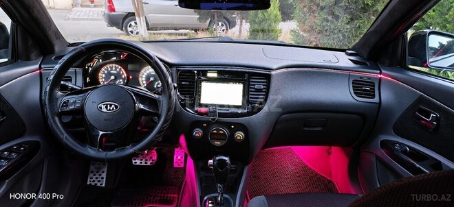 Kia Rio-18