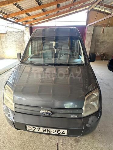 Ford Tourneo Connect-1