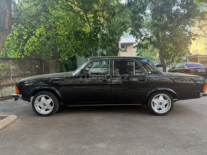 GAZ 3102 "Volga"-2