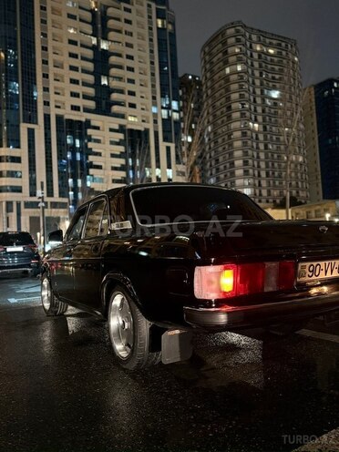 GAZ 3102 "Volga"-10