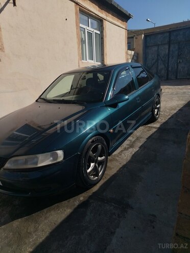 Opel Vectra-10