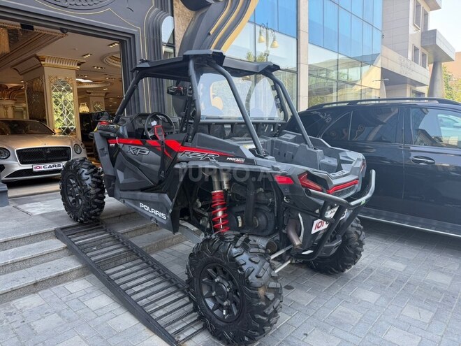 Polaris RZR XP 1000-5