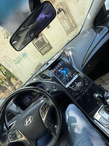 Hyundai Grandeur-6