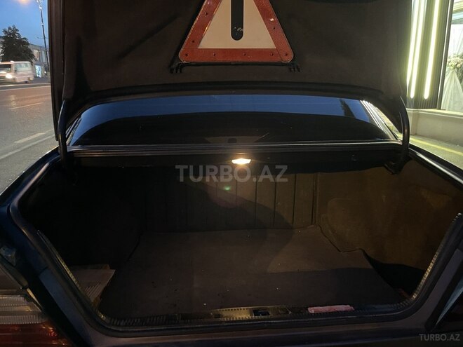 Mercedes 200 D-5