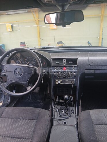 Mercedes C 220-6