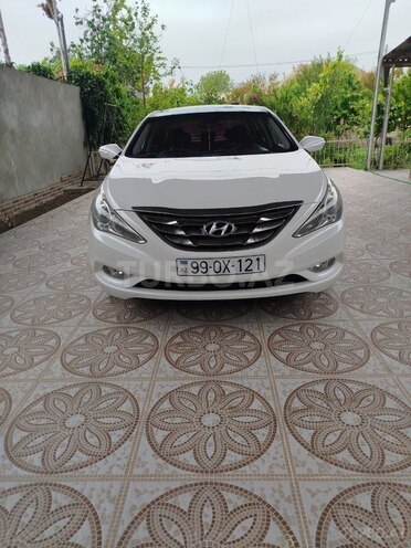 Hyundai Sonata-1