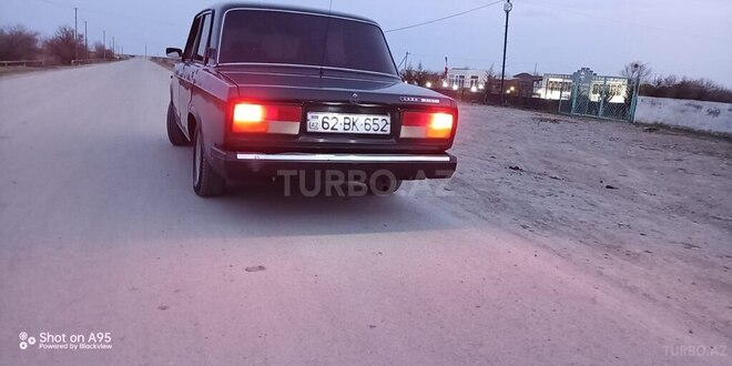 LADA (VAZ) 2107-5