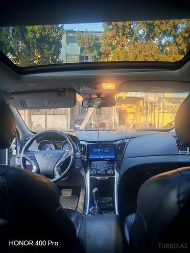 Hyundai Sonata-10