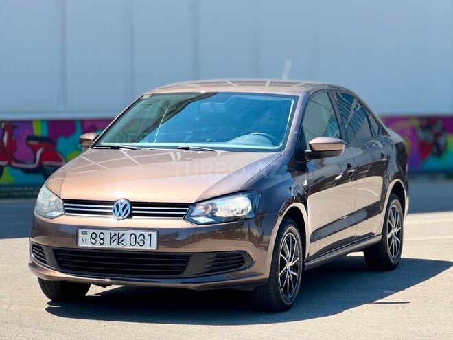 Volkswagen Polo-1