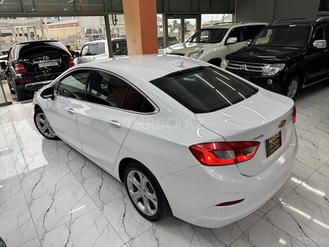 Chevrolet Cruze-5