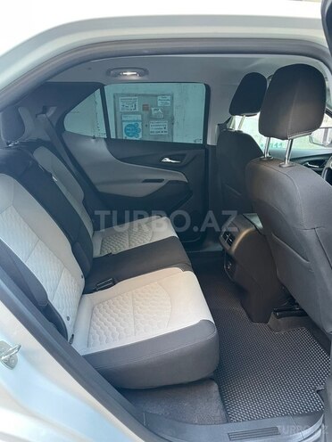 Chevrolet Equinox-13