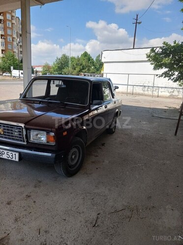LADA (VAZ) 2107-2