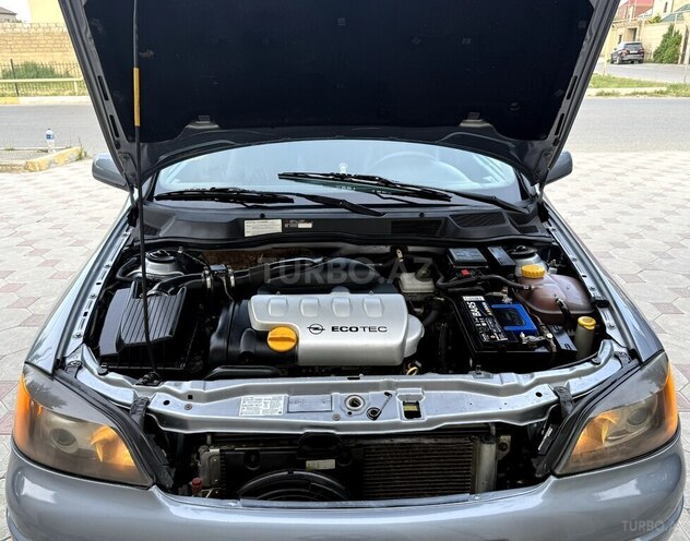 Opel Astra-10