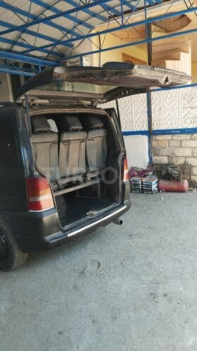 Mercedes Vito 110 D -10