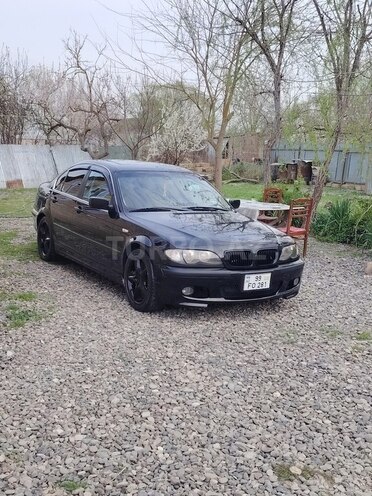 BMW 325-1