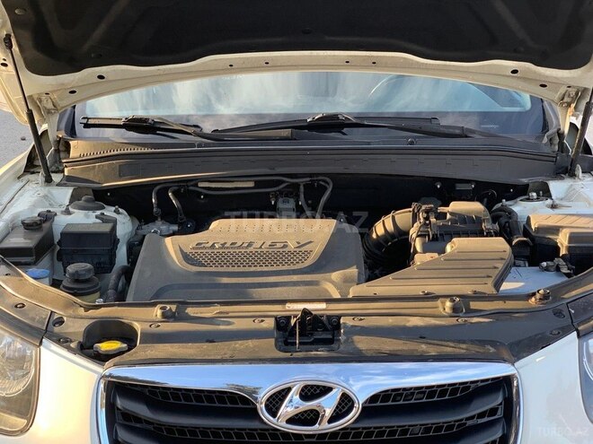 Hyundai Santa Fe-10