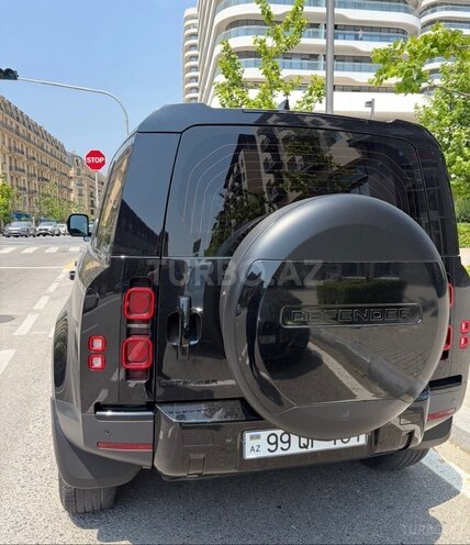 Land Rover Defender-2