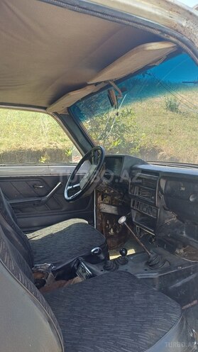 LADA (VAZ) Niva-6
