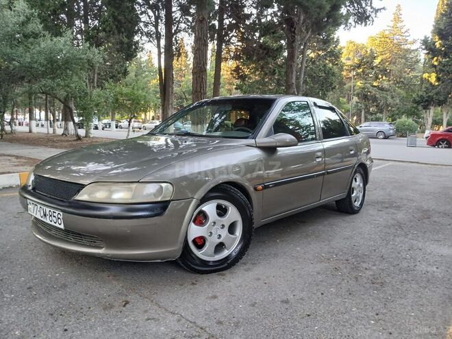Opel Vectra-10