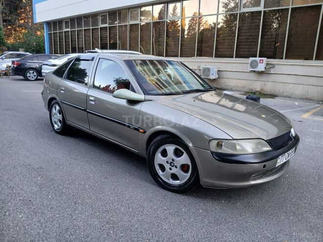 Opel Vectra-3