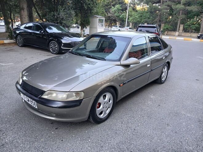 Opel Vectra-11