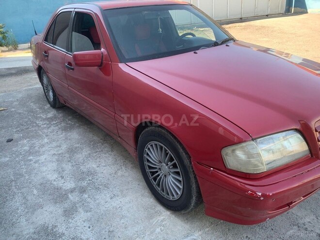 Mercedes C 200-2