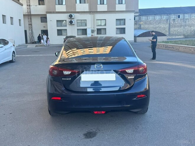 Mazda 3-8