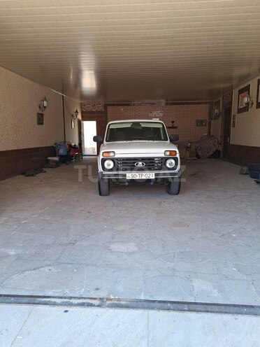 LADA (VAZ) Niva-5