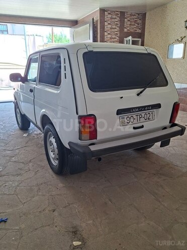 LADA (VAZ) Niva-8